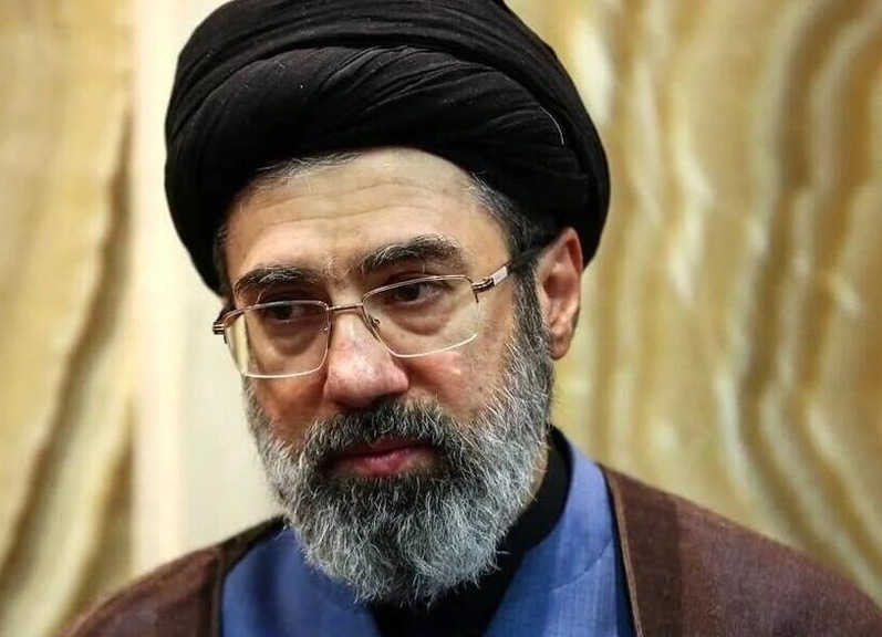 Irã nomeia filho de Ali Khamenei como líder supremo
